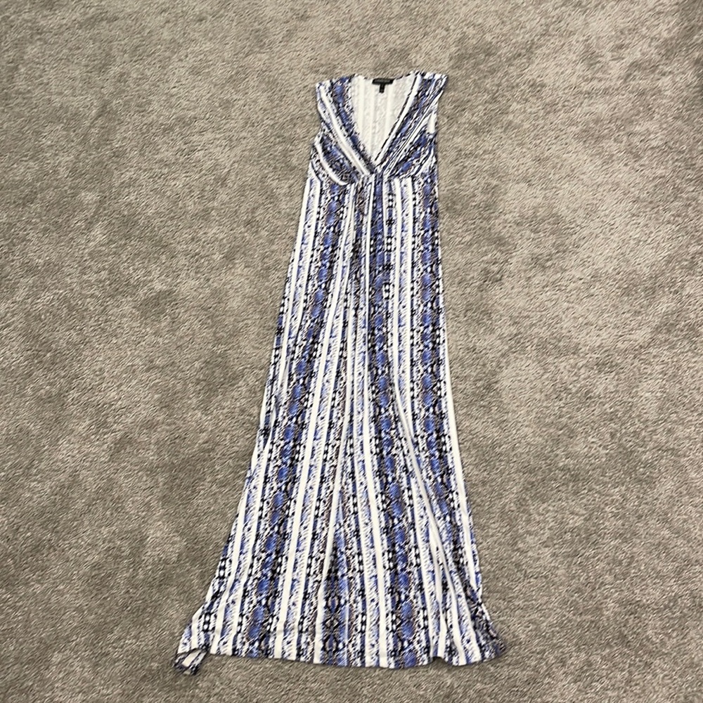 Isabella Olivier maternity dress in size 1